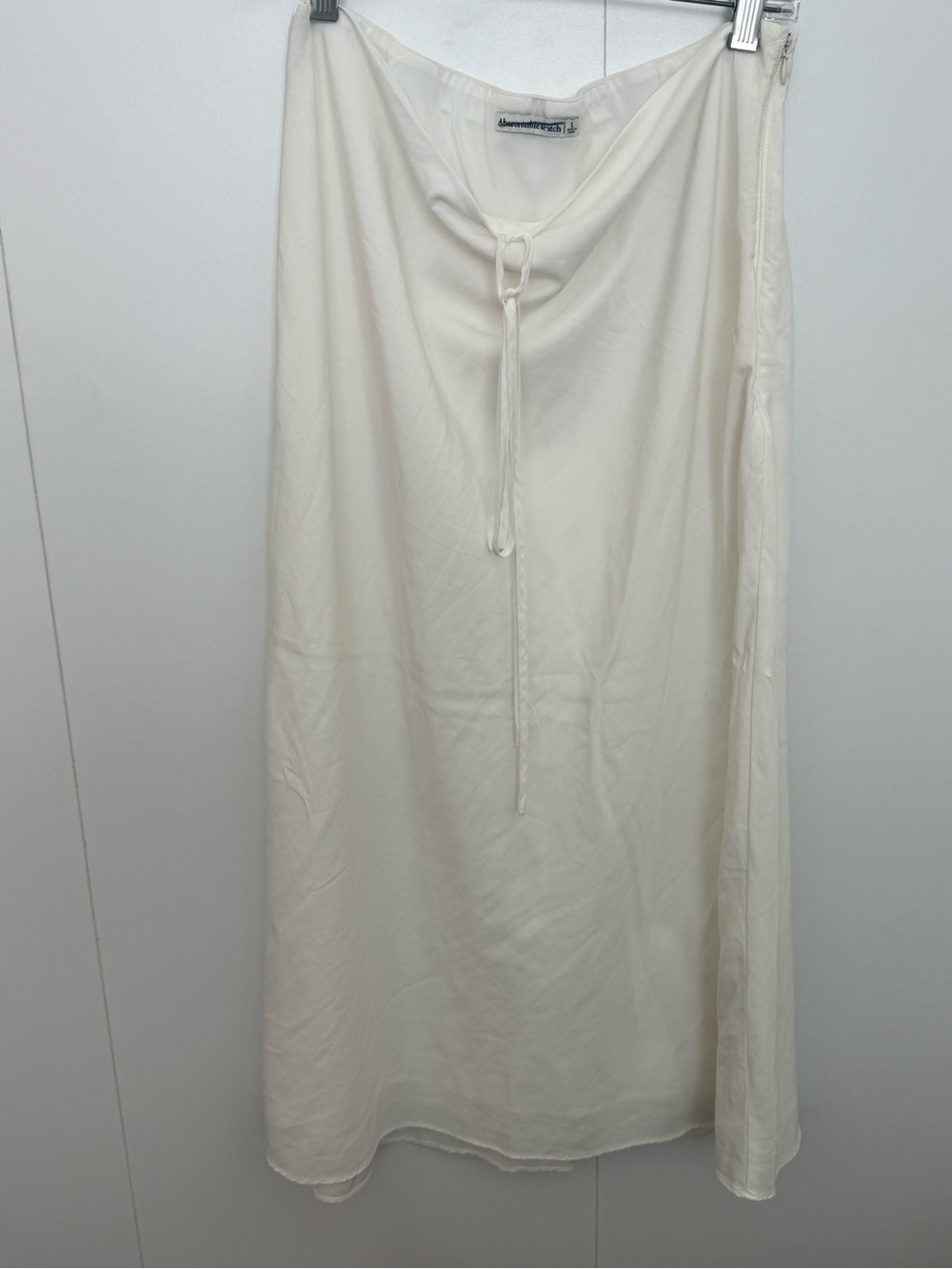 Abercrombie & Fitch Ivory Satin Maxi Skirt Bias Cut Tie Waist Size Large